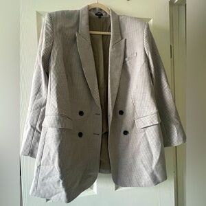 XL Plaid Blazer with front buttons